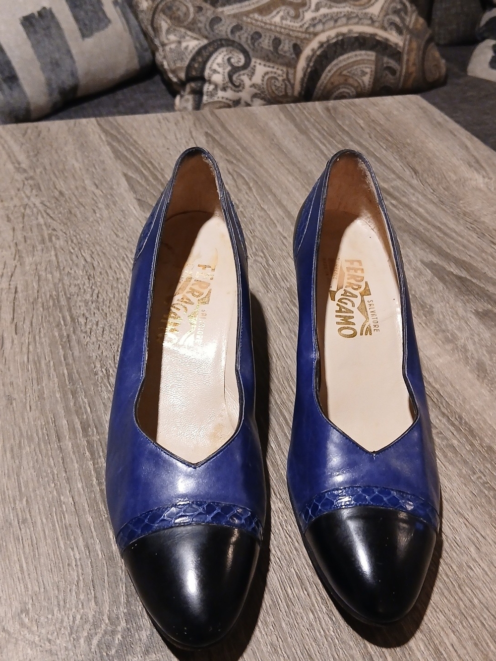 Vintage Salvatore Ferragamo Navy & Black Cap-Toe Pumps - Size 8